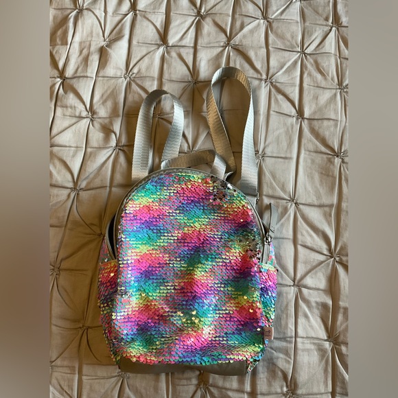 Girls rainbow sequin backpack - Picture 9 of 9